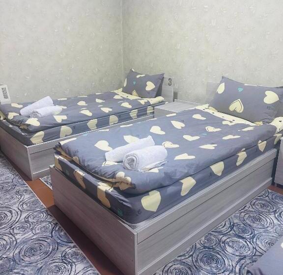 פנסיון Qamar Family Guest House