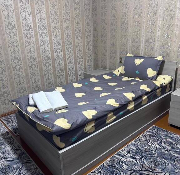 פנסיון Qamar Family Guest House