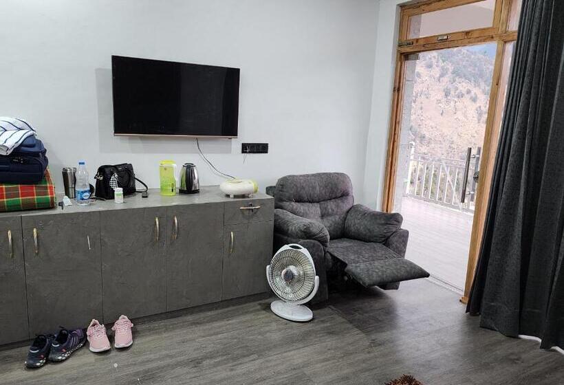 مبيت وإفطار Raithal Jungle Resort