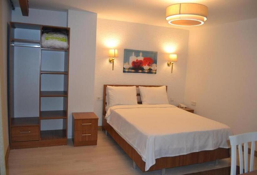 호텔 Dmr Grand Family Airport