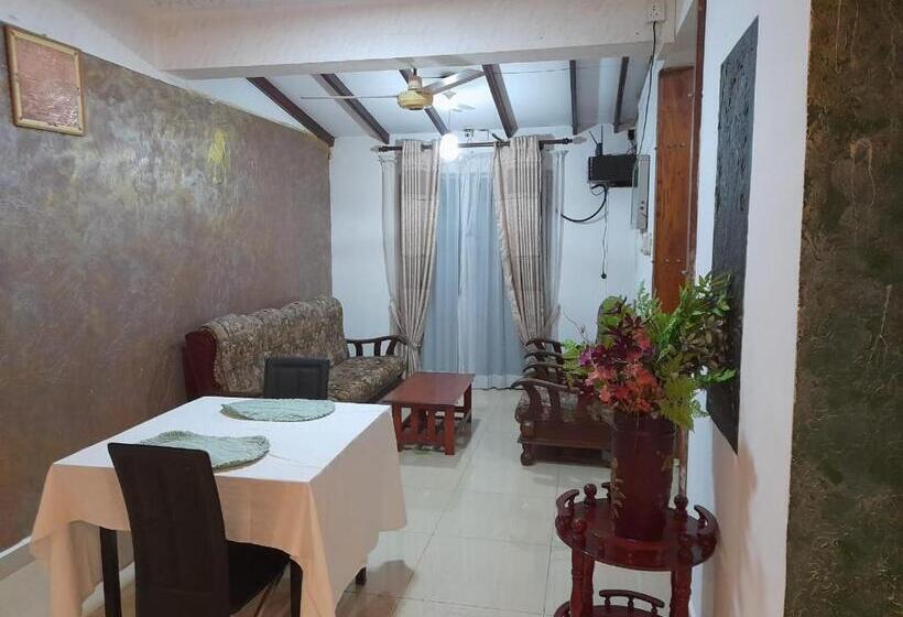 酒店 La Villa Katunayake