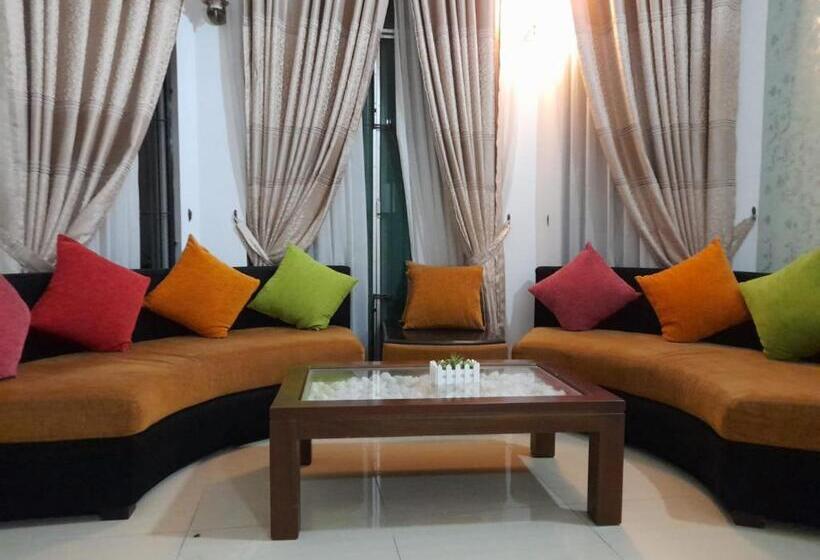 酒店 La Villa Katunayake