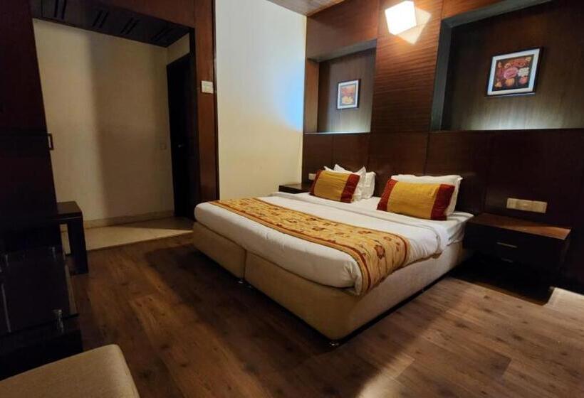 فندق Royal Ark   Kasauli