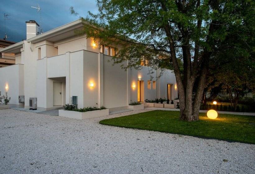 پانسیون Casa Dp
