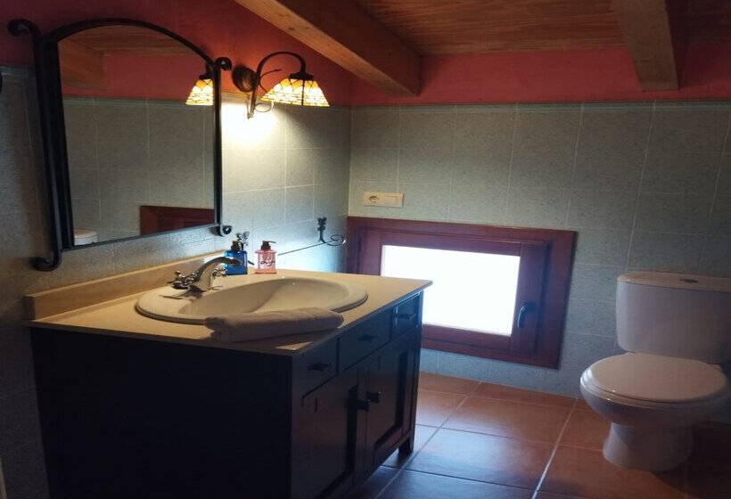פנסיון Hostal Los Quiñones