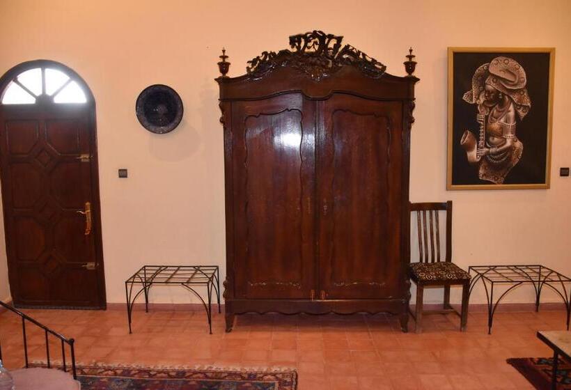 پانسیون Riad Le Petit Jardin