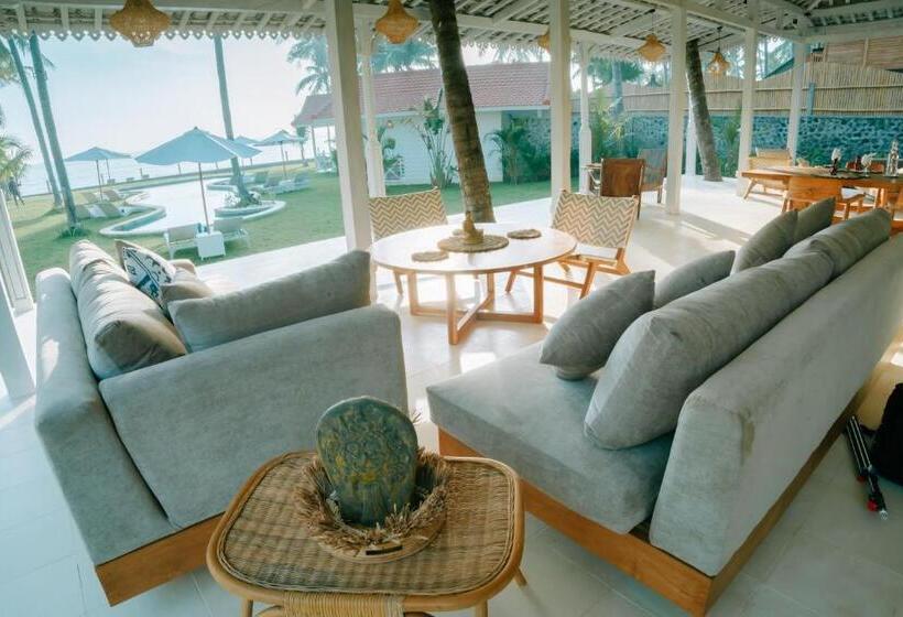 펜션 Senang Resort