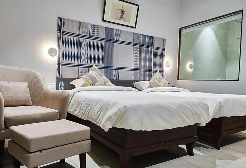 Курорт Zone Niathu By The Park, Dimapur