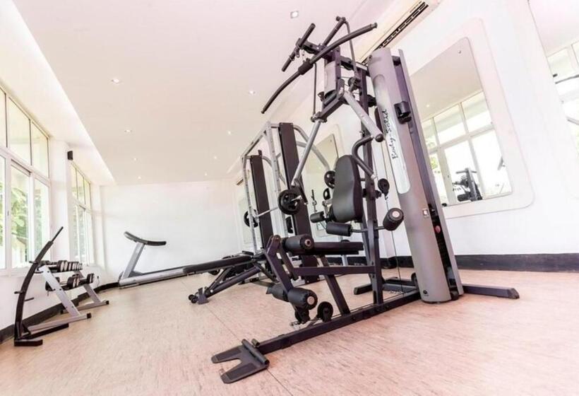 Курорт Zone Niathu By The Park, Dimapur