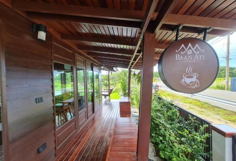 تختخواب و صبحانه Baan Ati Resort & Spa