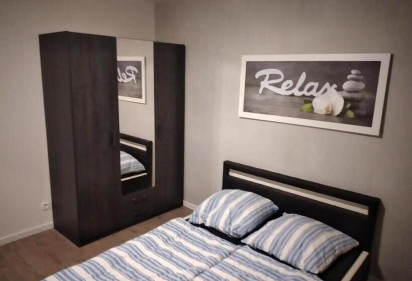 ベッドアンドブレックファースト Breakfast In Bed