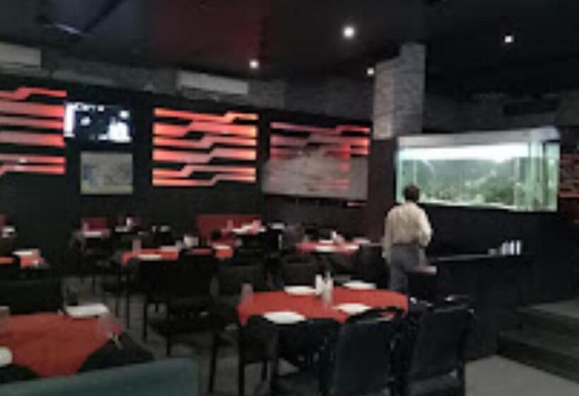호텔 Celebration Bar And Restaurant Maharashtra