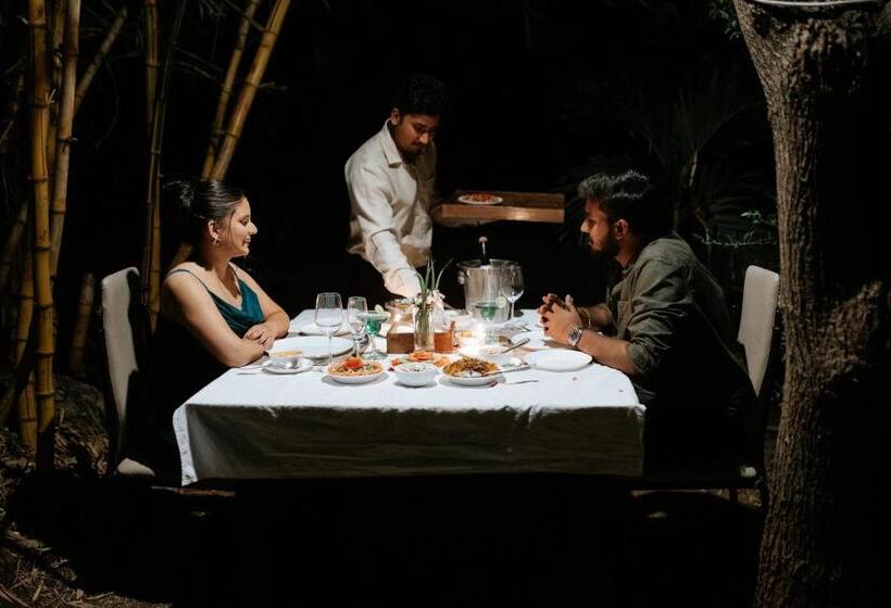 فندق Daksh Eden Greenz  A Luxury Resort In Sasan Gir