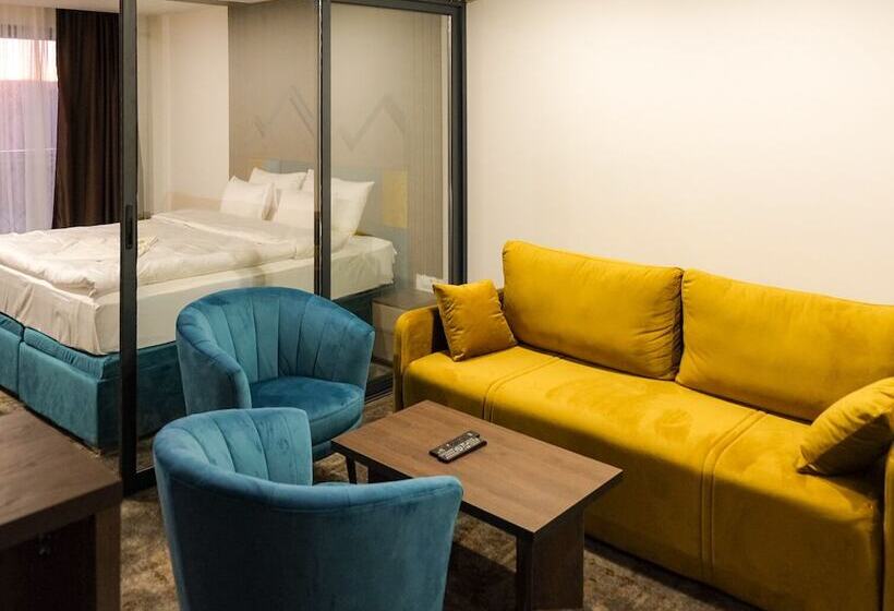 هتل Harmonia Palace