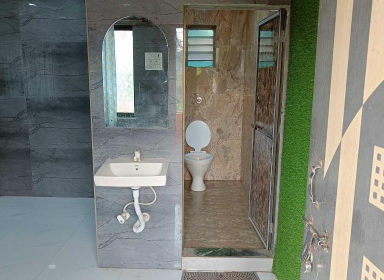 בית מלון כפרי Tulsi Resort