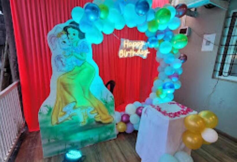 فندق Parte Hill Resort Satara