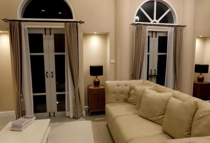 فندق Villa Primo Eyrie Khaoyai Near Toscana