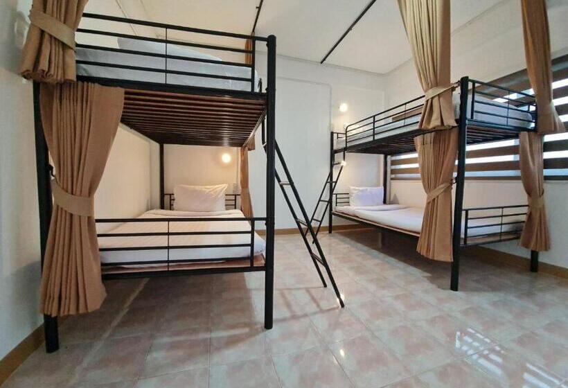 هاستل Costa Bed Cha Am