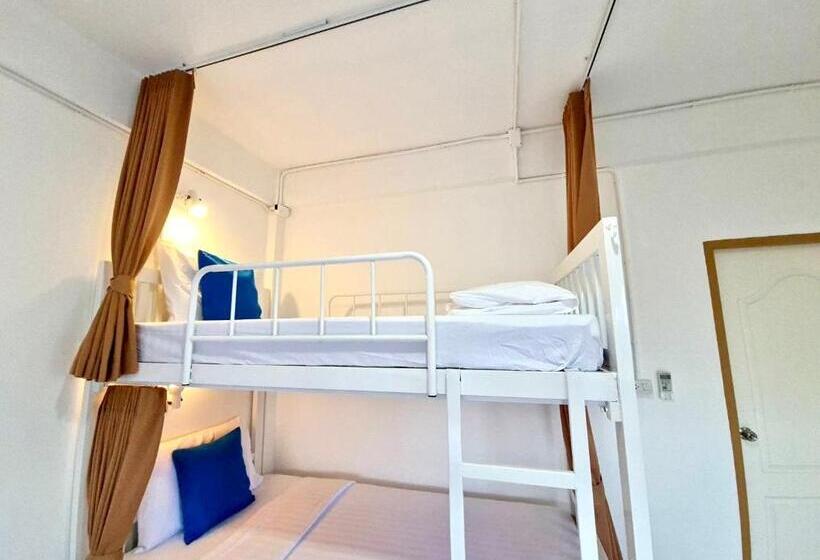 هاستل Costa Bed Cha Am