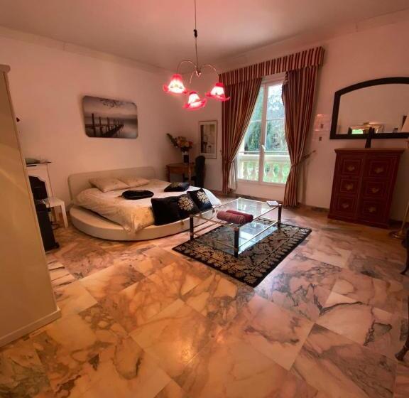 مبيت وإفطار La Demeure D Iris