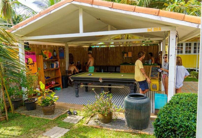 De Bra Hostel