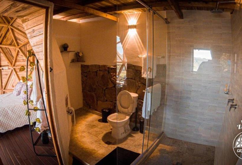 هتل کپسول Greenlandomesa Zafiro