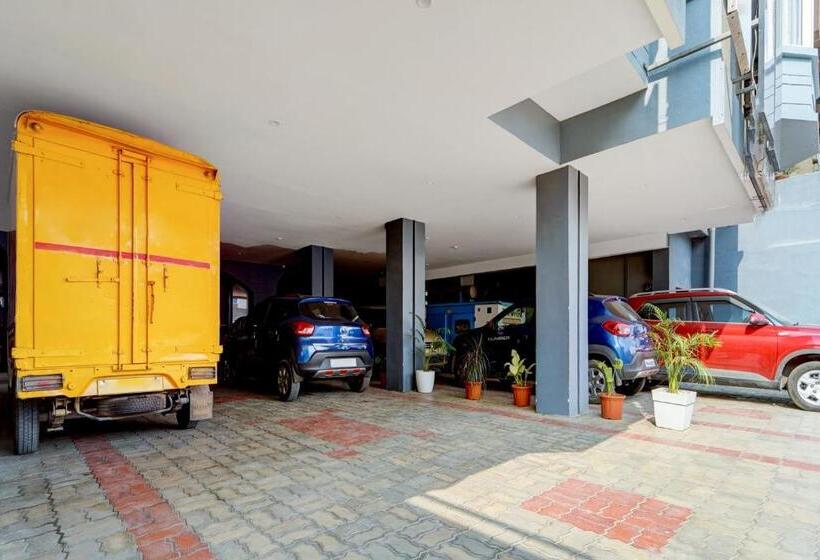 هتل Townhouse 1123 Four Season