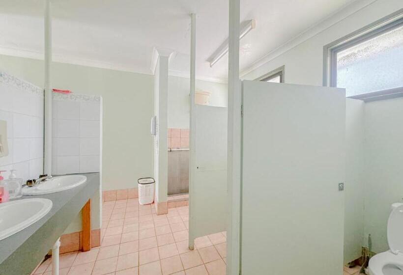 호텔 Sydney Farm Stay    Live With Nature And Animals