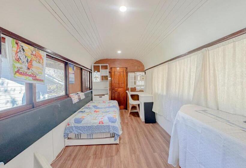 호텔 Sydney Farm Stay    Live With Nature And Animals