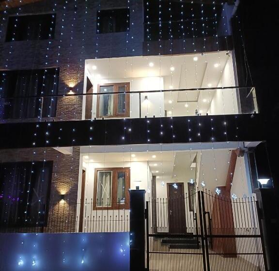 فندق Super Collection O Mall Road Nainital