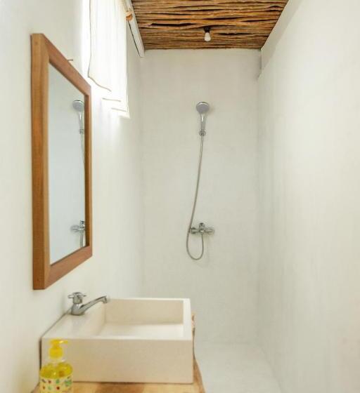 펜션 Nirvana Villa