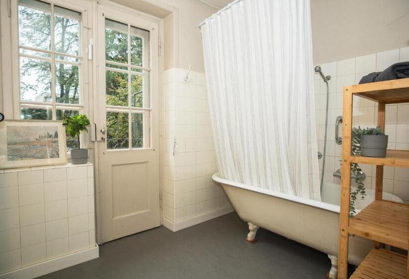 بنسيون Two Bedrooms In Villa In The Heart Of Basel