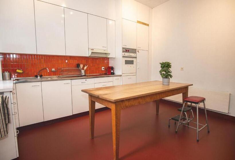 بنسيون Two Bedrooms In Villa In The Heart Of Basel