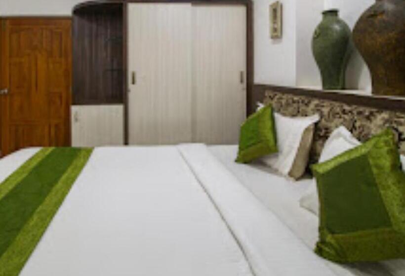 Skylight Royal Stay A Boutique Resort