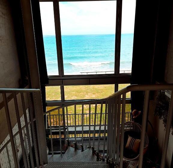 تختخواب و صبحانه Noosa海岸行館