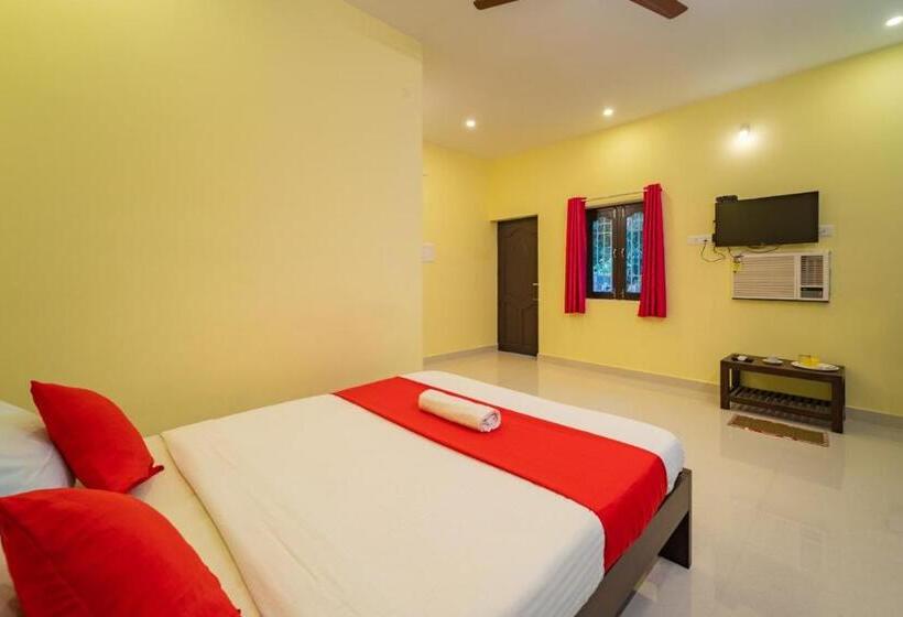 هتل Aashikha Farm House Puducherry