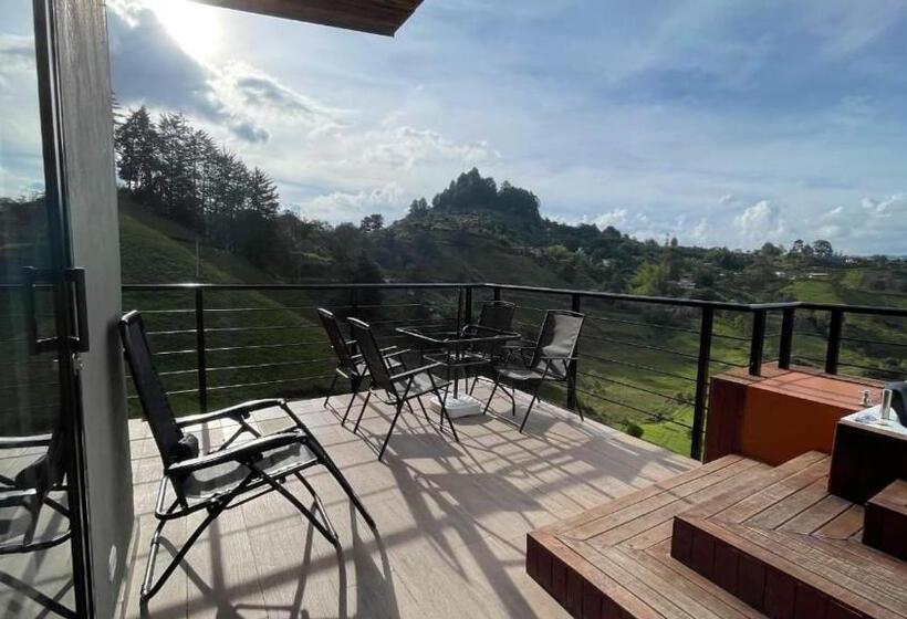 בית מלון כפרי Ecoluxe