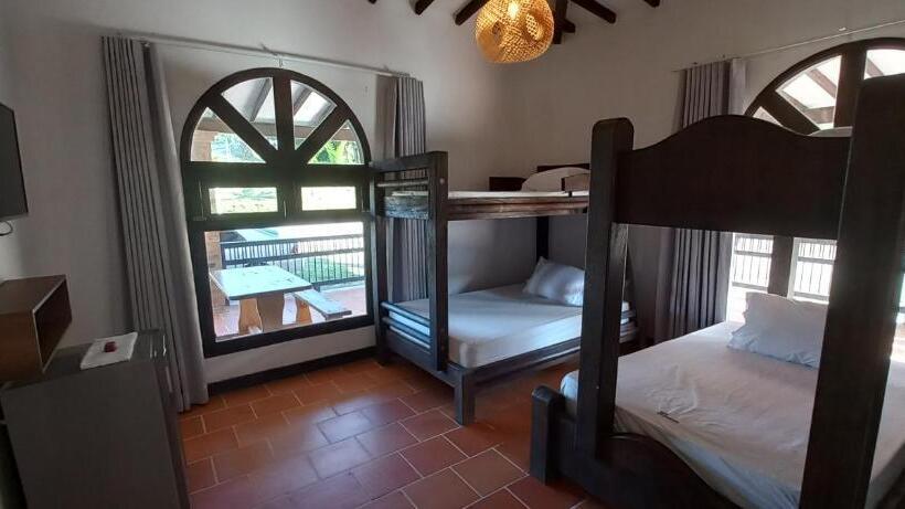 בית מלון כפרי Ecoluxe