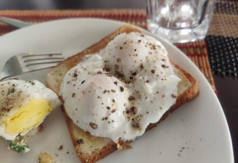 فندق Girisadan Organic Farm Retreat & Botanical Forest