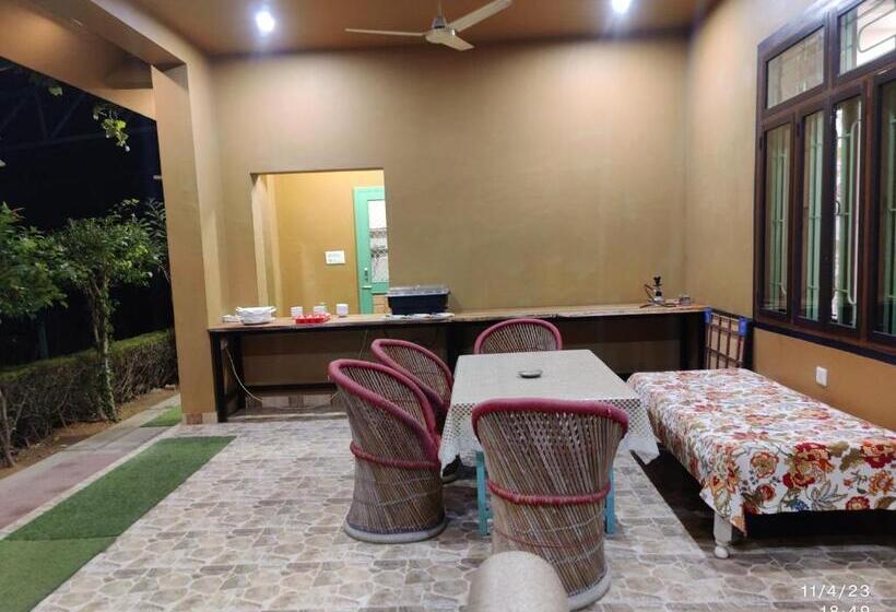 فندق Girisadan Organic Farm Retreat & Botanical Forest