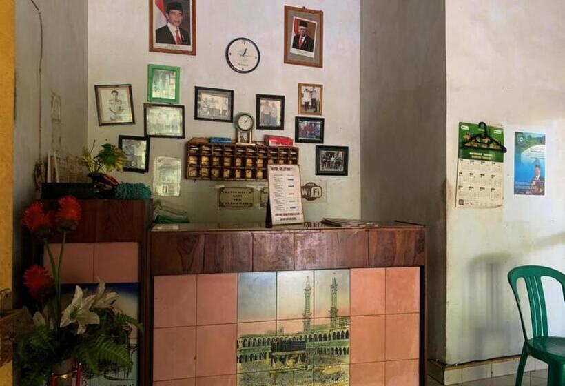 فندق Oyo 93304 Wisma La Oda Syariah