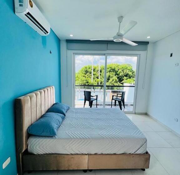 پانسیون Azulrest Casa De Verano