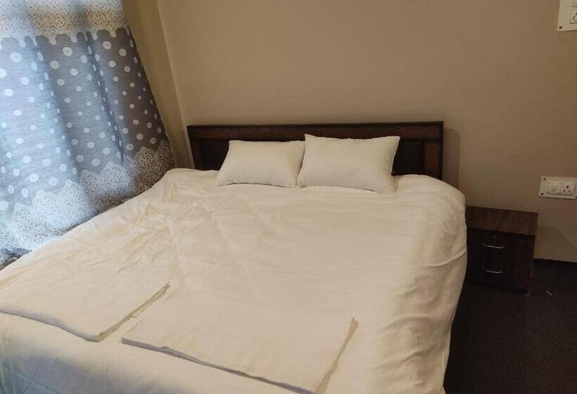 ペンション Oyo Home Al Amin Residency