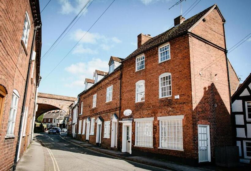بنسيون Whispering Place In The Heart Of Bewdley