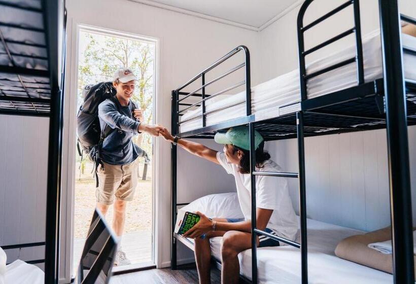 Общежитие Kangarooms Noosa Everglades Yha