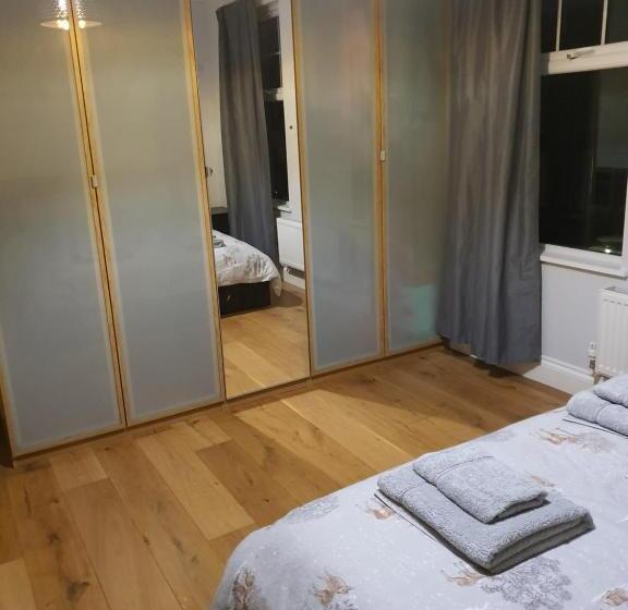 민박 Daniari Guest Rooms