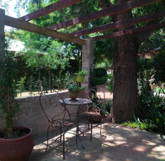 住宿加早餐  Ilnika Farm Stay