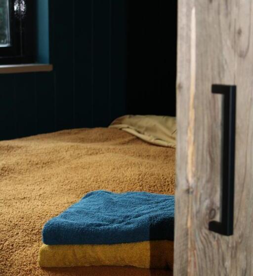 צימר Tiny House In De Boomgaard