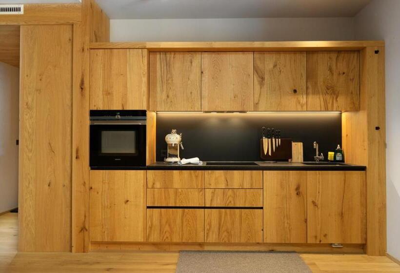 Heimat 1495m Appartement Typ 5