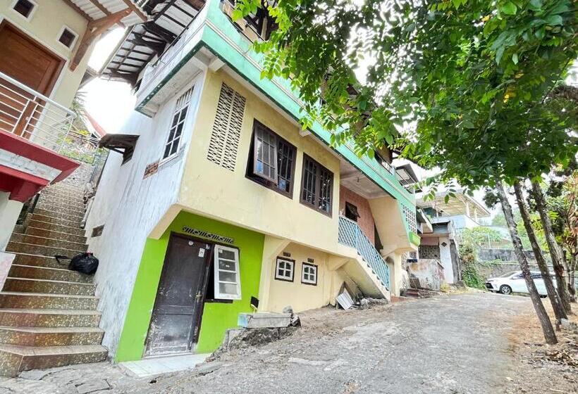 ホテル Oyo 93277 Villa Kemiloko Syariah